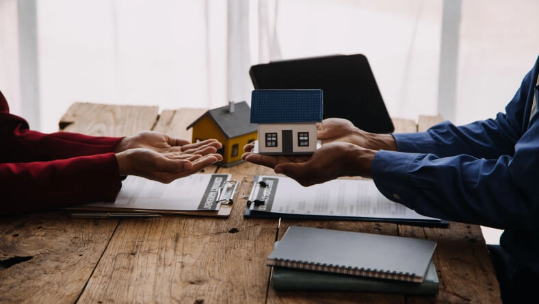 Кредит под залог недвижимости: как взять и чем опасен